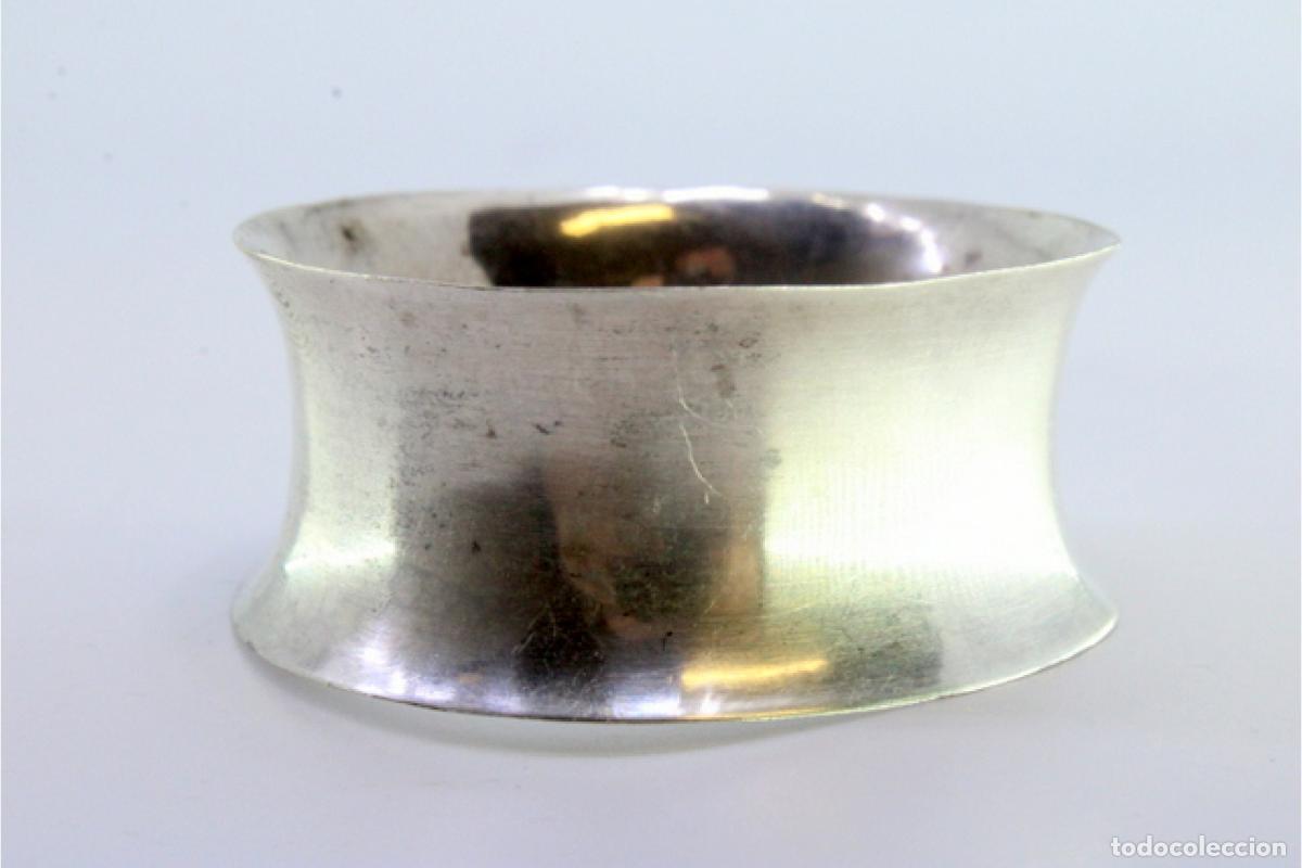 Antig&uuml;edades: Anillo para servilletas de plata - Foto 3