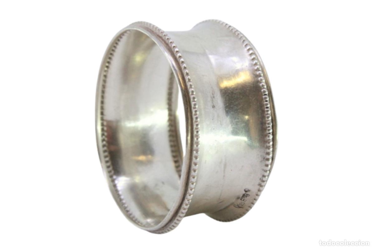 Antig&uuml;edades: Anillo para servilletas de plata - Foto 1