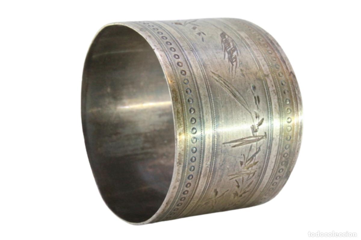 Antig&uuml;edades: Anillo para servilletas de plata - Foto 1