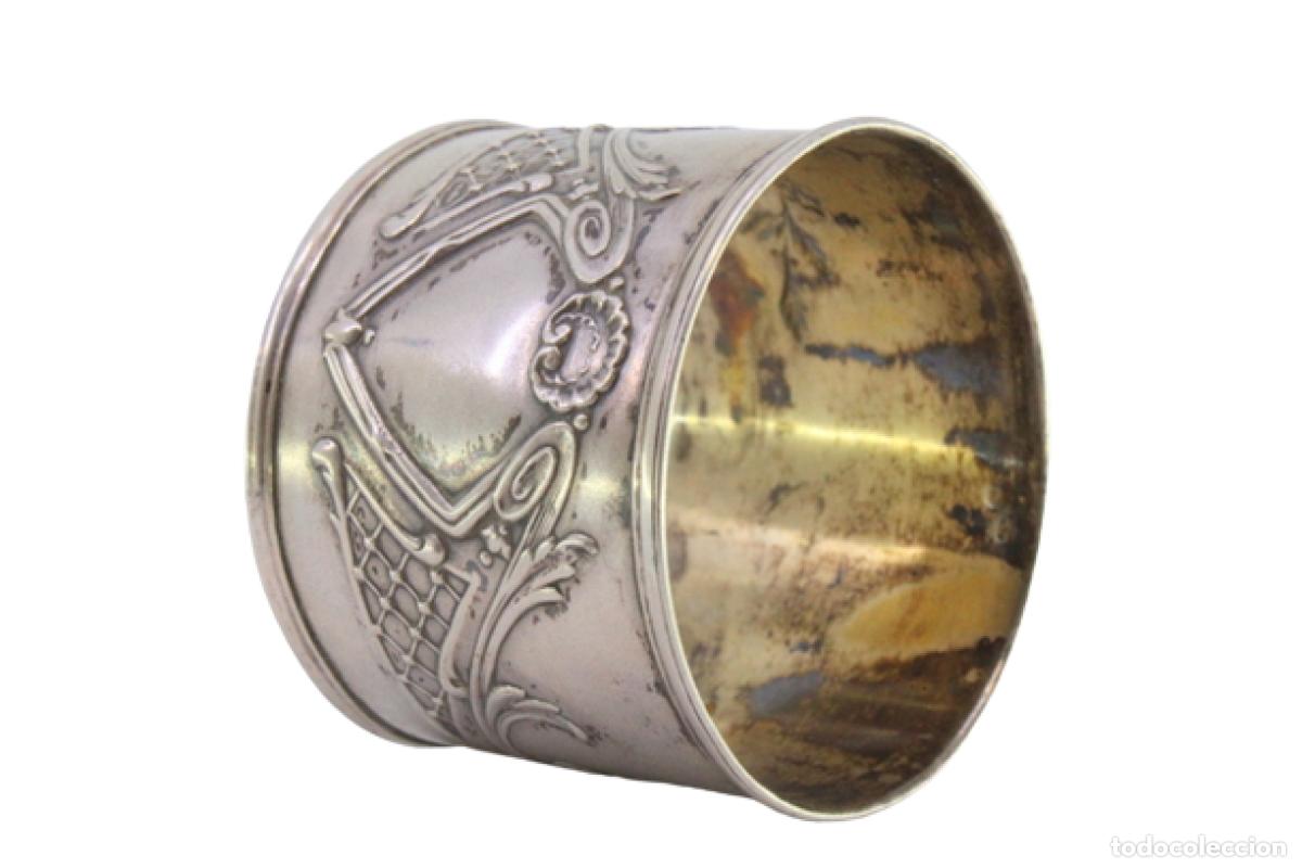 Antig&uuml;edades: Anillo para servilletas de plata - Foto 1