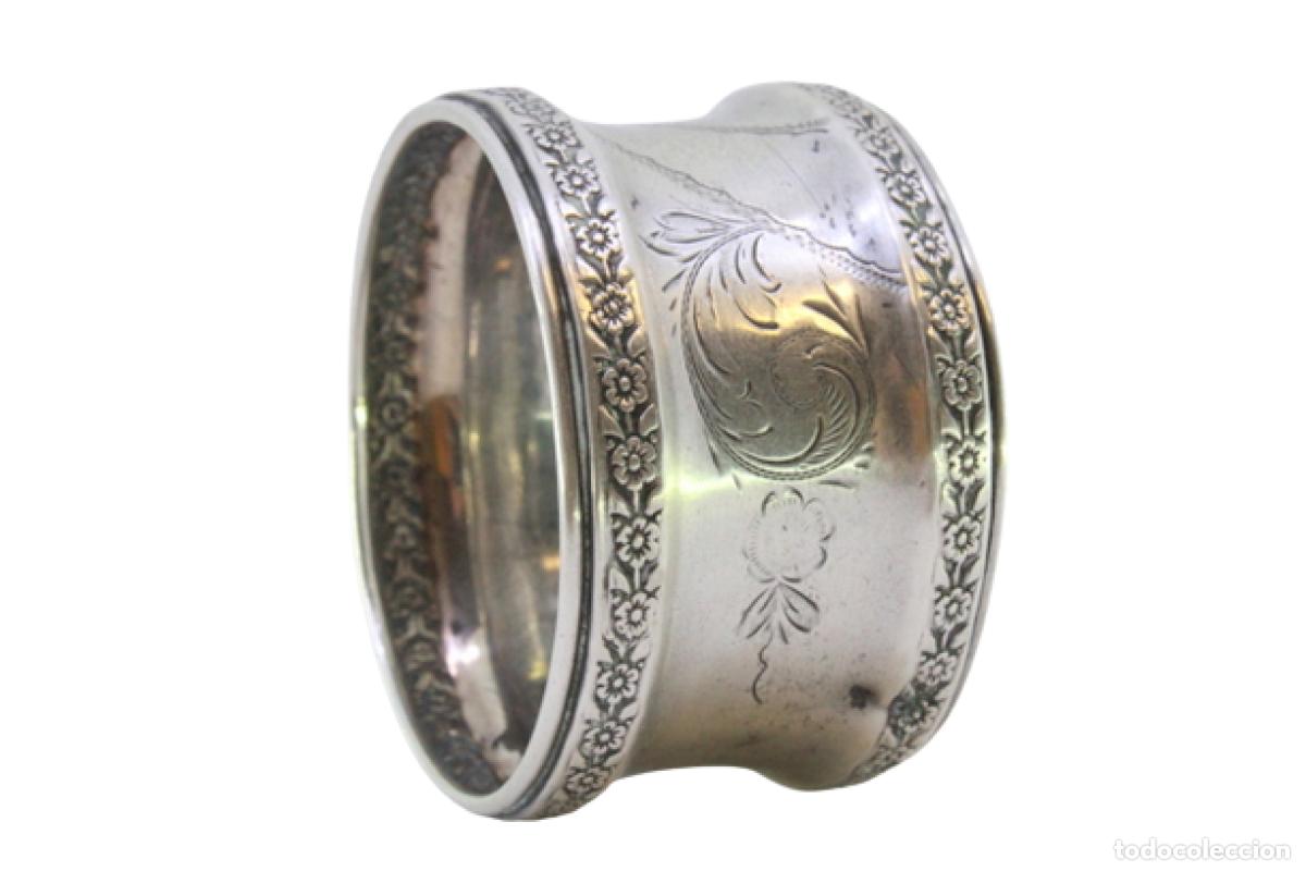 Antig&uuml;edades: Anillo para servilletas de plata - Foto 1