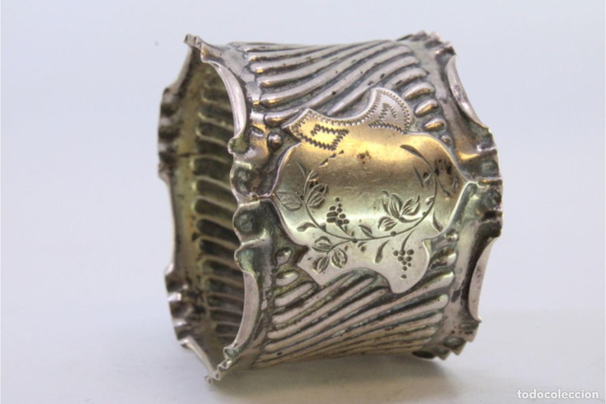 Antig&uuml;edades: Anillo para servilletas de plata - Foto 3