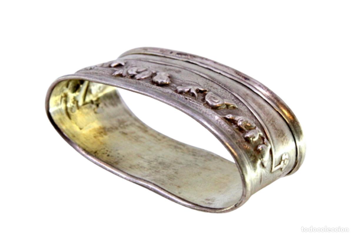 Antig&uuml;edades: Anillo para servilletas de plata - Foto 1
