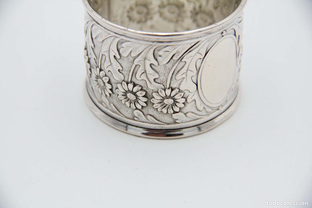 Antig&uuml;edades: Anillo para servilletas de plata - Foto 2
