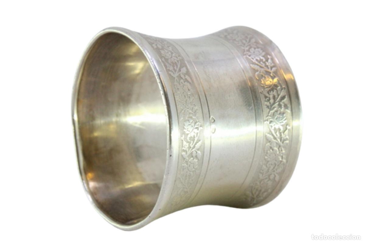 Antig&uuml;edades: Anillo para servilletas de plata - Foto 1