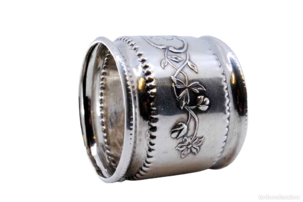 Antig&uuml;edades: Anillo para servilletas de plata - Foto 1