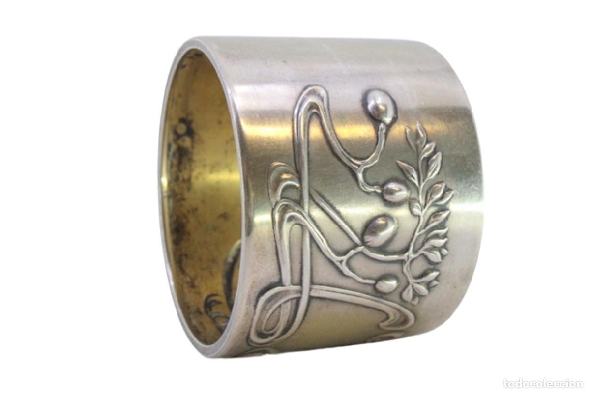 Antig&uuml;edades: Anillo para servilletas de plata - Foto 1