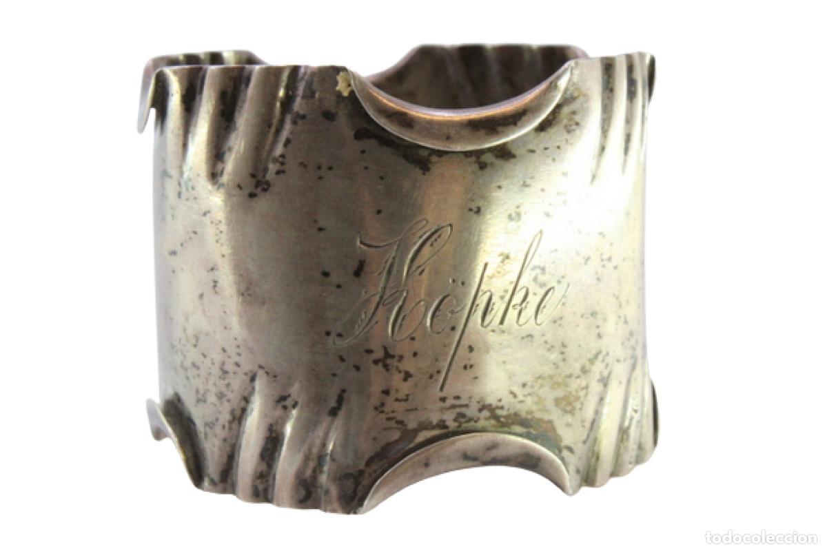 Antig&uuml;edades: Anillo para servilletas de plata - Foto 1