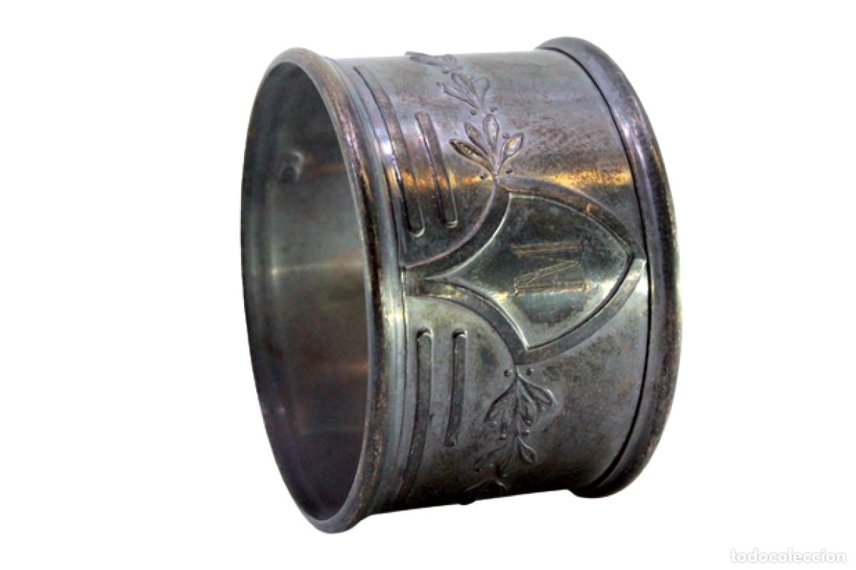 Antig&uuml;edades: Anillo para servilletas de plata - Foto 1