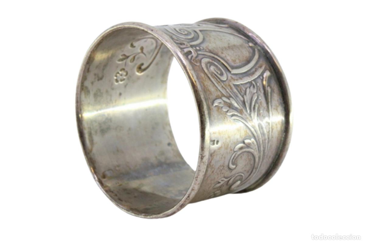 Antig&uuml;edades: Anillo para servilletas de plata - Foto 1