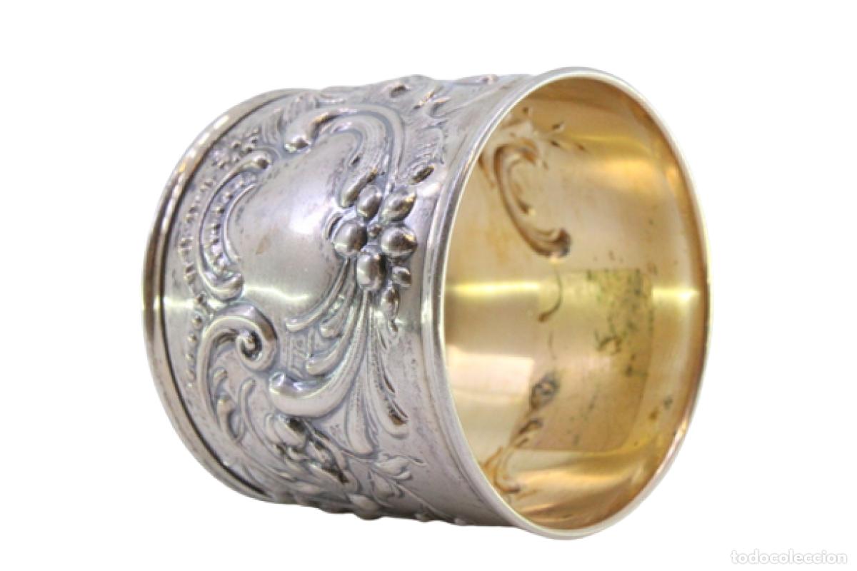 Antig&uuml;edades: Anillo para servilletas de plata - Foto 1