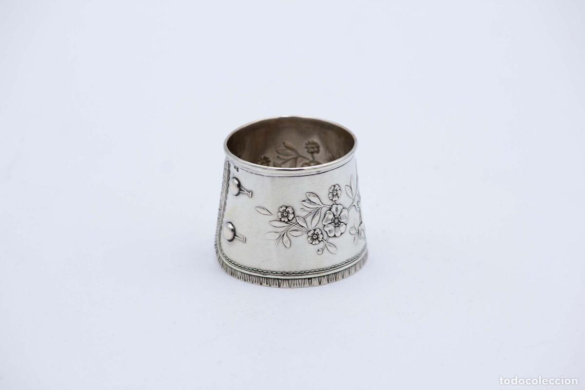 Antig&uuml;edades: Anillo para servilletas de plata - Foto 2