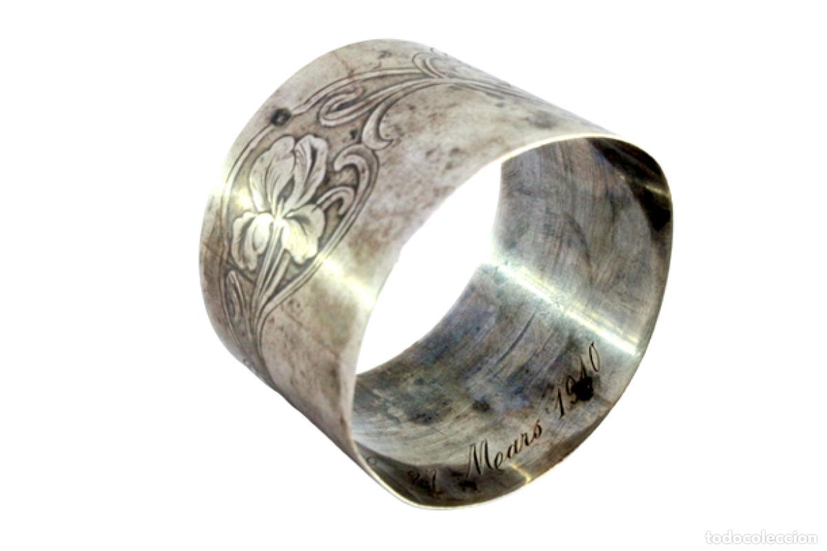 Antig&uuml;edades: Anillo para servilletas de plata - Foto 1