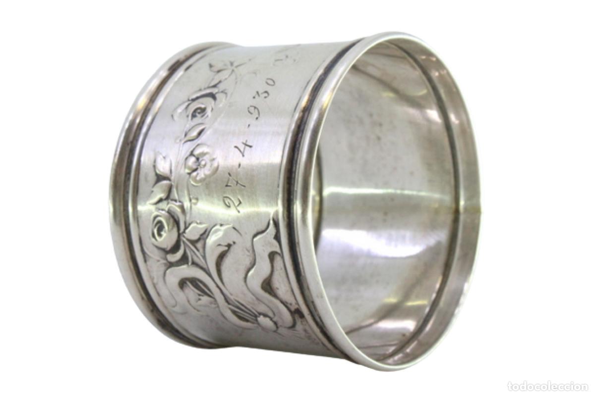Antig&uuml;edades: Anillo para servilletas de plata - Foto 1