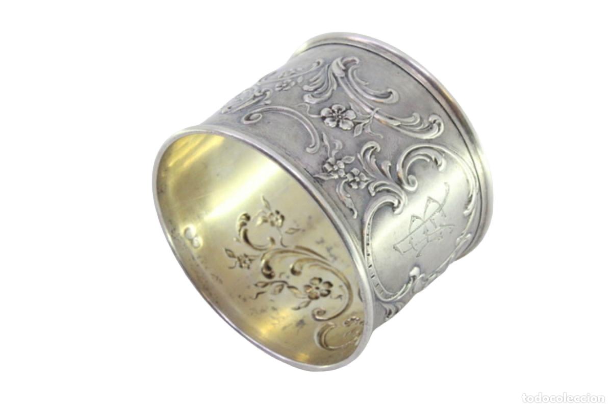 Antig&uuml;edades: Anillo para servilletas de plata - Foto 1