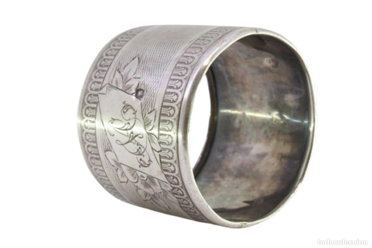 Antig&uuml;edades: Anillo para servilletas de plata - Foto 1