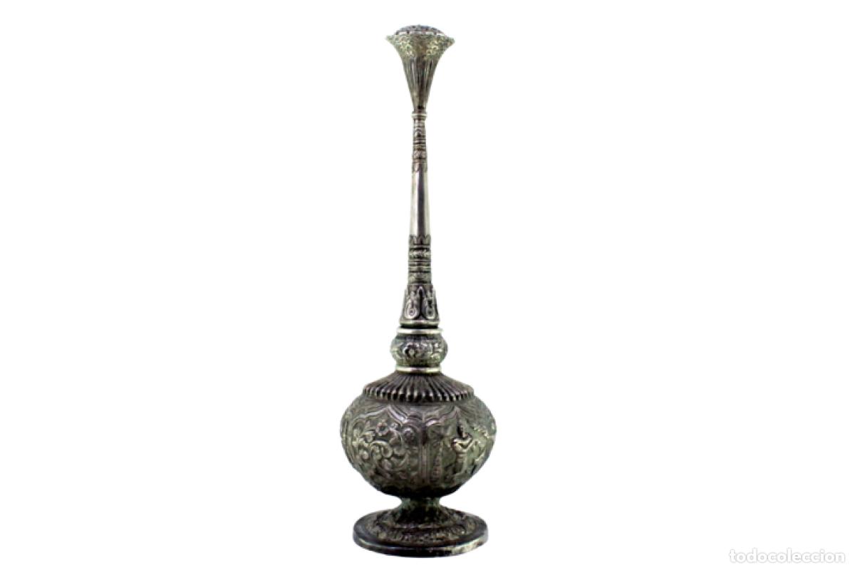 Antiquit&auml;ten: Aspersor de agua bendita de plata con la imagen de la diosa Shiva.