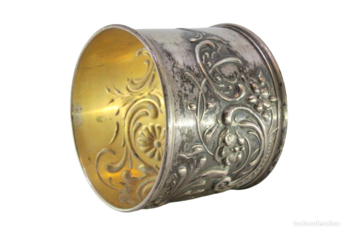 Antig&uuml;edades: Anillo para servilletas de plata - Foto 1