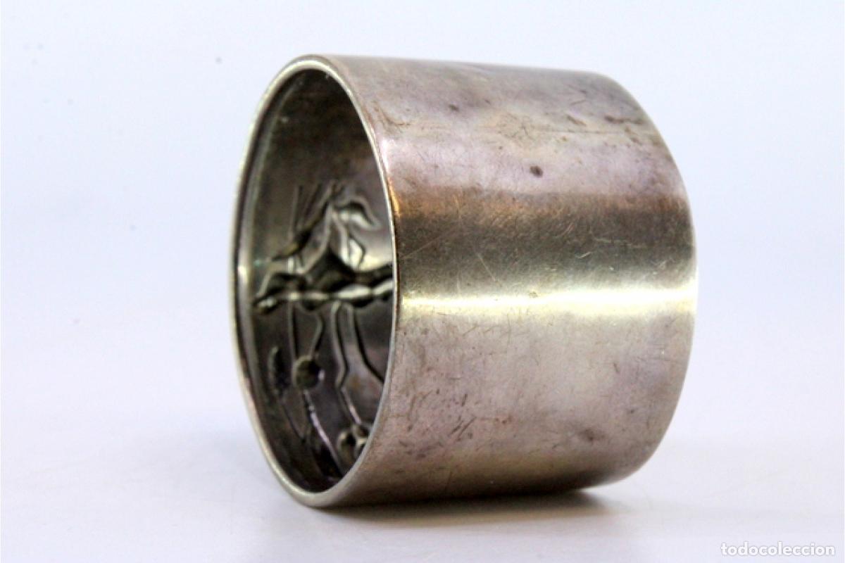 Antig&uuml;edades: Anillo para servilletas de plata - Foto 2