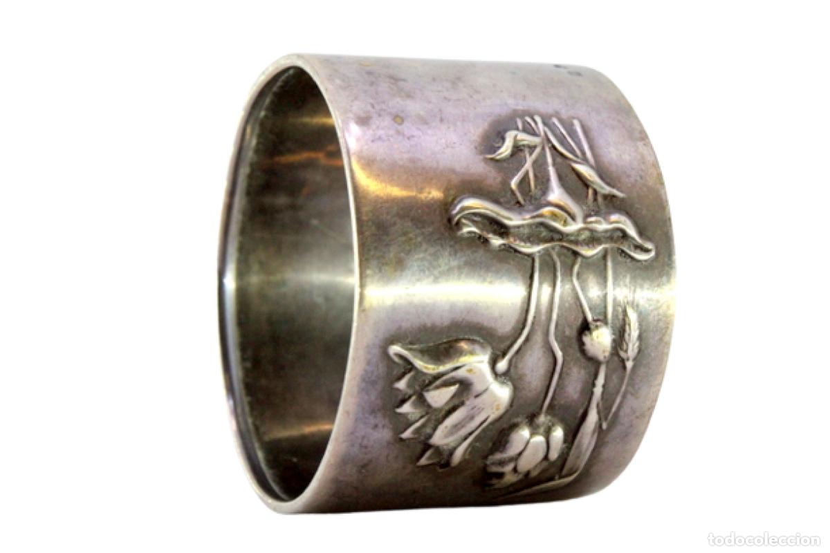 Antig&uuml;edades: Anillo para servilletas de plata - Foto 1