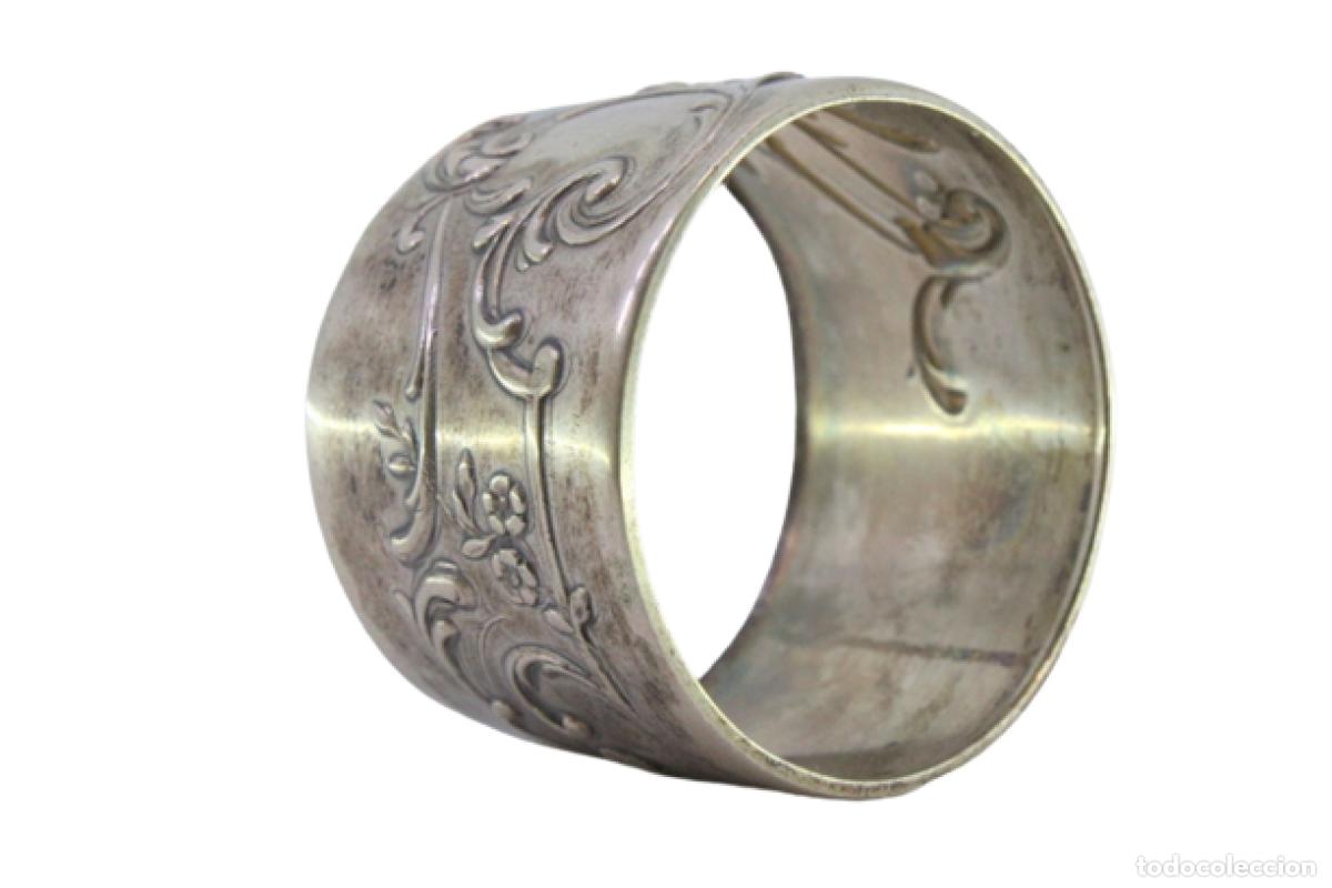 Antig&uuml;edades: Anillo para servilletas de plata - Foto 1