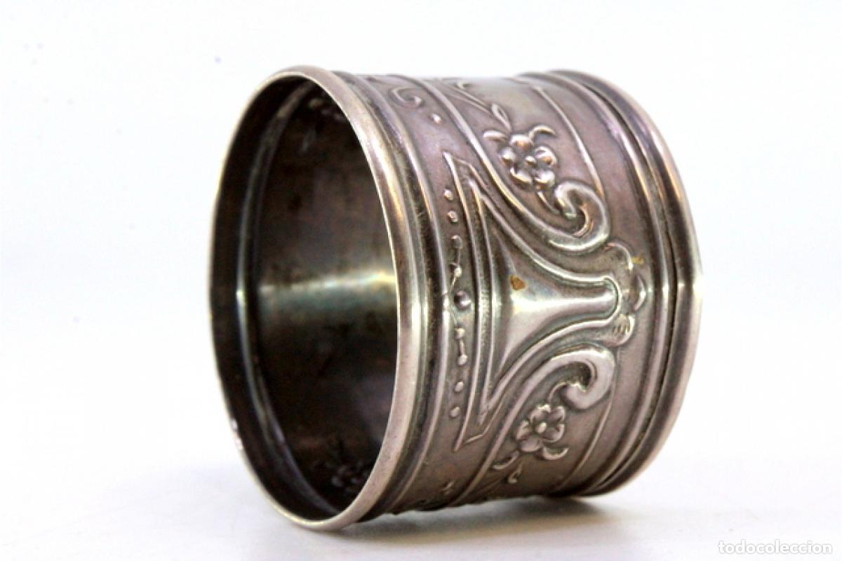 Antig&uuml;edades: Anillo para servilletas de plata - Foto 2