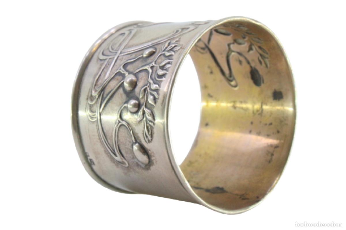 Antig&uuml;edades: Anillo para servilletas de plata - Foto 1
