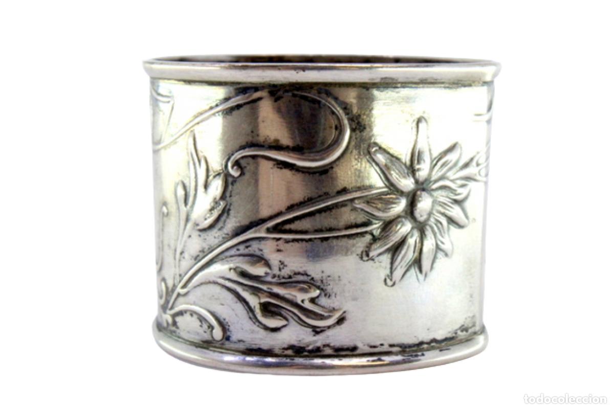 Antig&uuml;edades: Anillo para servilletas de plata - Foto 1