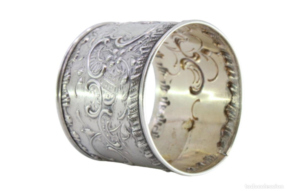 Antig&uuml;edades: Anillo para servilletas de plata - Foto 1