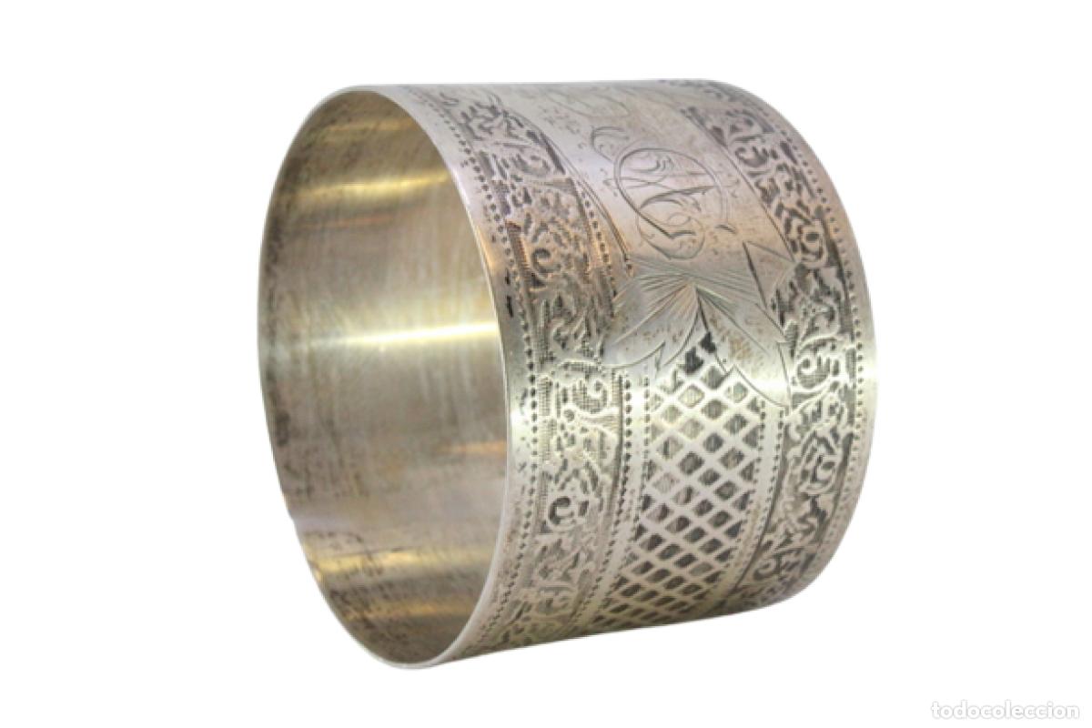Antig&uuml;edades: Anillo para servilletas de plata - Foto 1