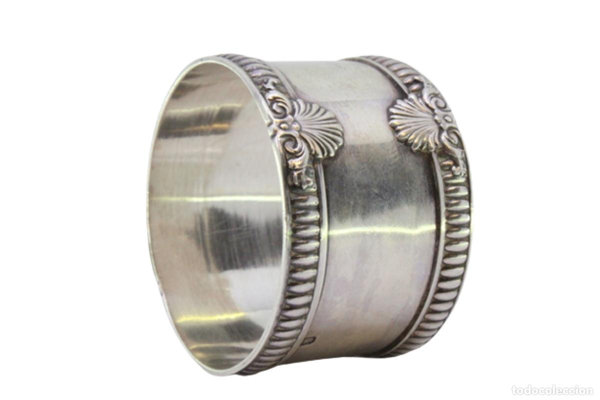Antig&uuml;edades: Anillo para servilletas de plata - Foto 1