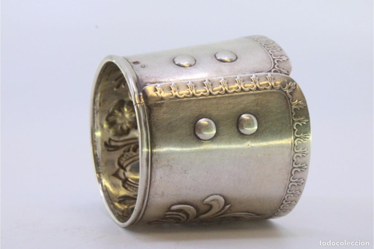 Antig&uuml;edades: Anillo para servilletas de plata - Foto 3
