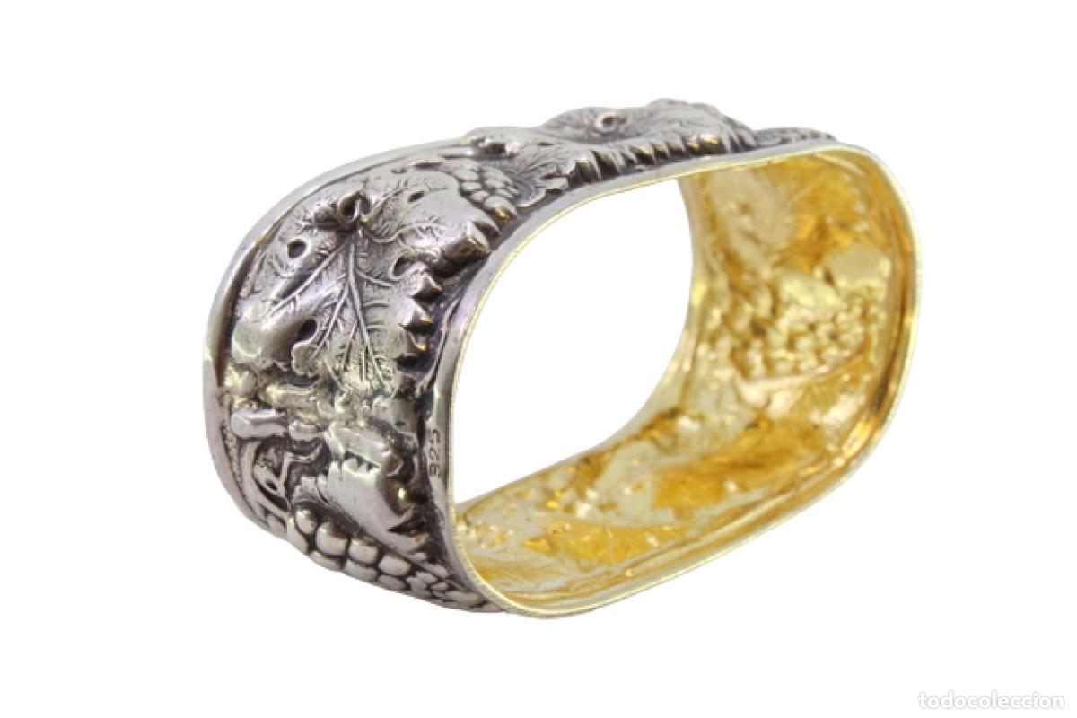 Antiquit&eacute;s: Anillo para servilletas de plata