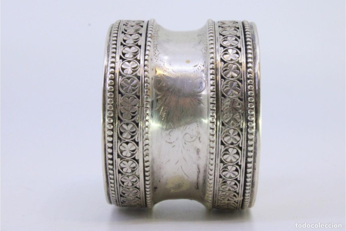 Antig&uuml;edades: Anillo para servilletas de plata - Foto 2
