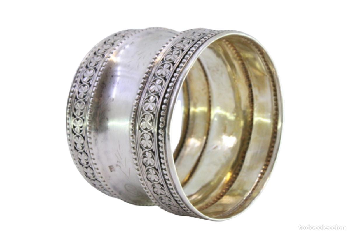 Antiques: Anillo para servilletas de plata