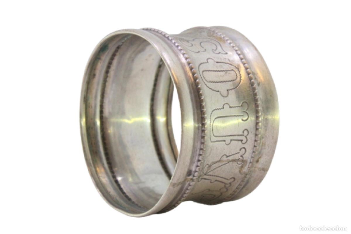 Antig&uuml;edades: Anillo para servilletas de plata - Foto 1