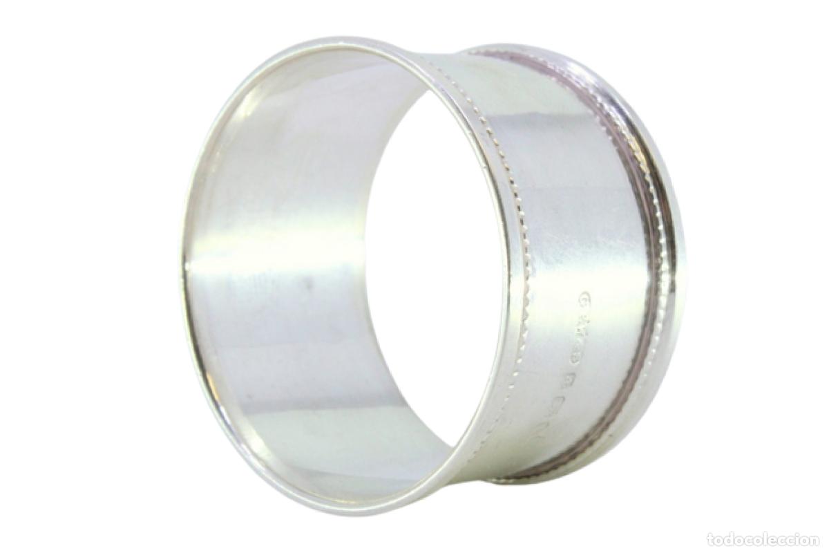 Antig&uuml;edades: Anillo para servilletas de plata
