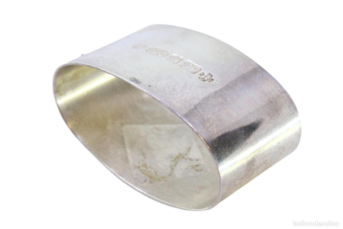 Antig&uuml;edades: Anillo para servilletas de plata