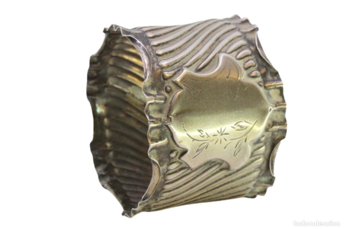 Antig&uuml;edades: Anillo para servilletas de plata