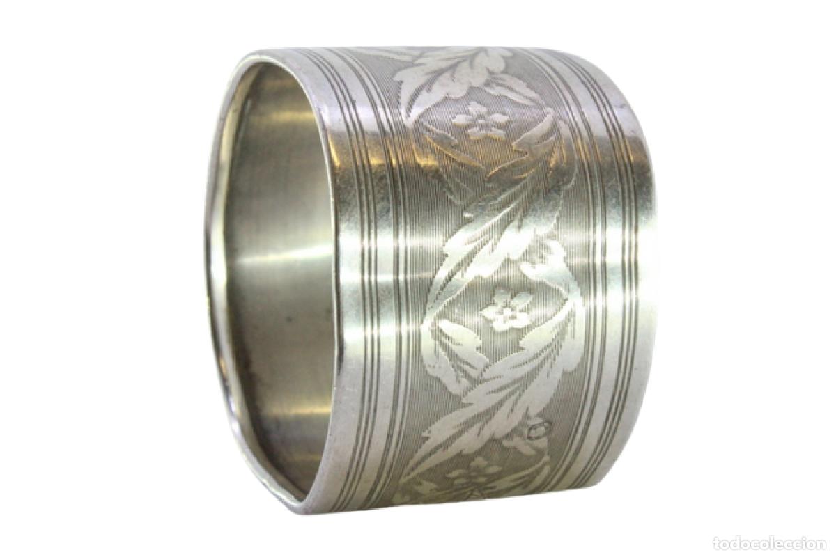 Antig&uuml;edades: Anillo para servilletas de plata - Foto 1