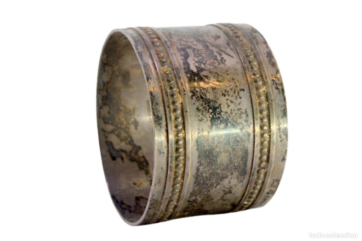 Antig&uuml;edades: Anillo para servilletas de plata - Foto 1