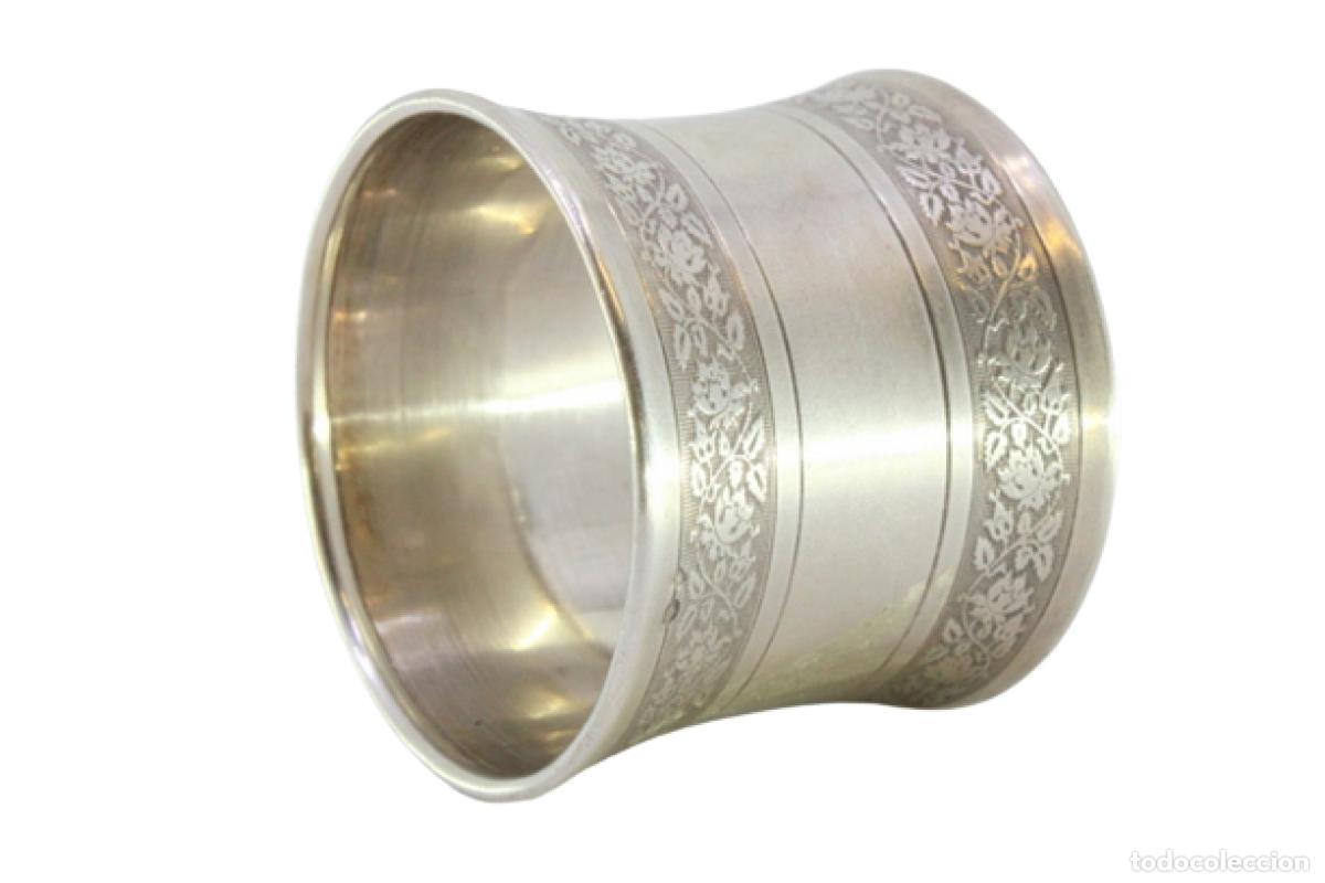 Antig&uuml;edades: Anillo para servilletas de plata