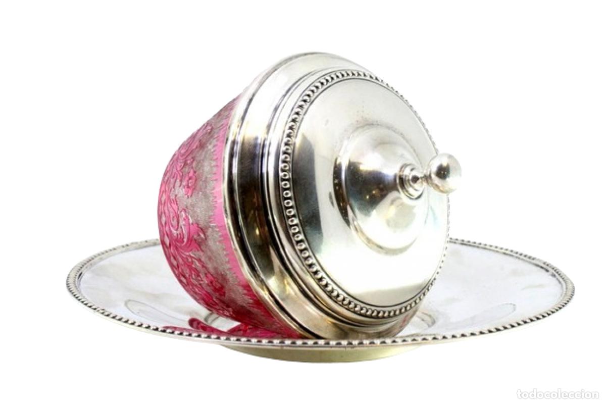 Antig&uuml;edades: bombonera de plata