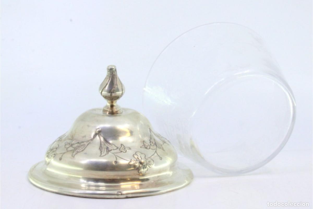Antig&uuml;edades: bombonera de plata - Foto 3