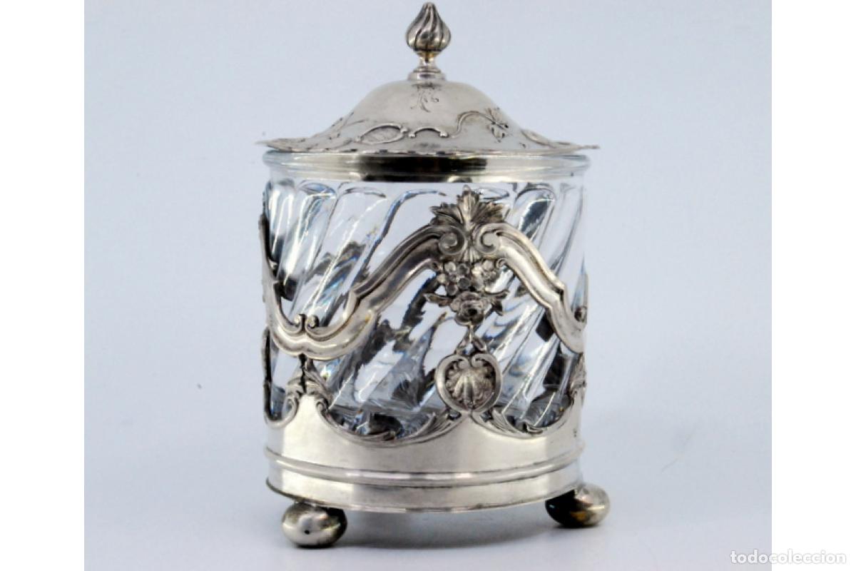 Antig&uuml;edades: bombonera de plata - Foto 2