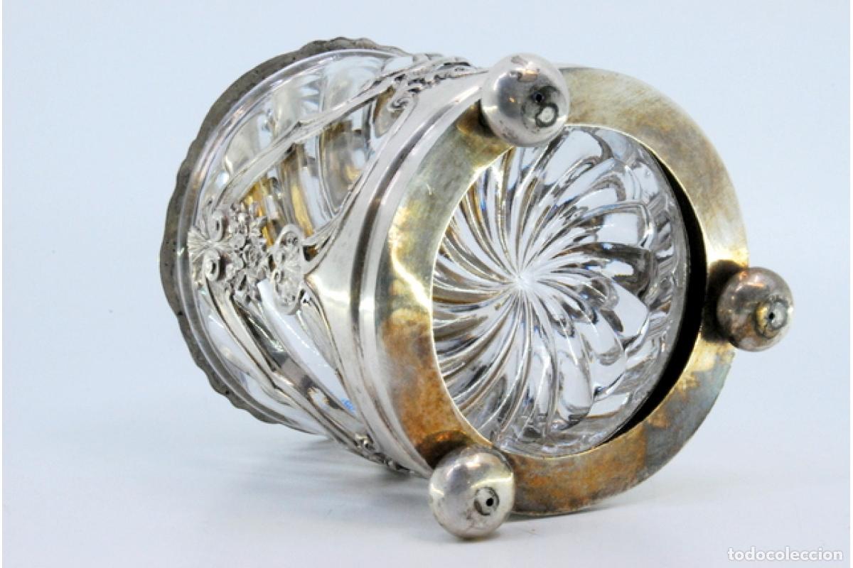 Antig&uuml;edades: bombonera de plata - Foto 4