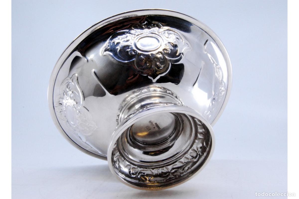 Antig&uuml;edades: bombonera de plata - Foto 3