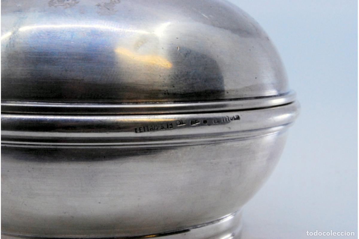 Antig&uuml;edades: bombonera de plata - Foto 3