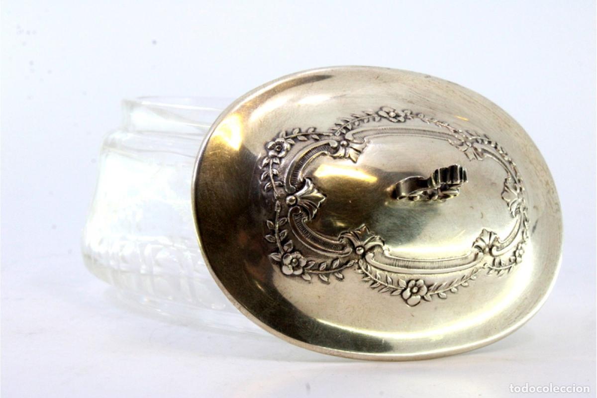 Antig&uuml;edades: bombonera de plata - Foto 3