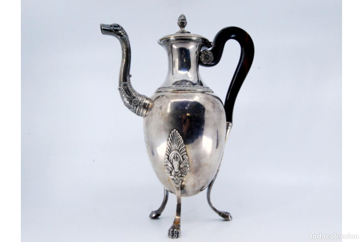 Antig&uuml;edades: Cafetera de plata - Foto 3